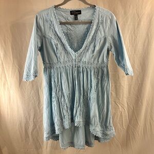 Knox Rose Light Blue Embroidered Tunic Top